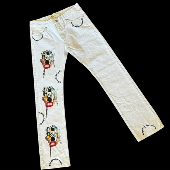 Unisex Up-cycled reworked one of a kind custom made 511 slim Levi’s white jeans. - Picture 9 of 16